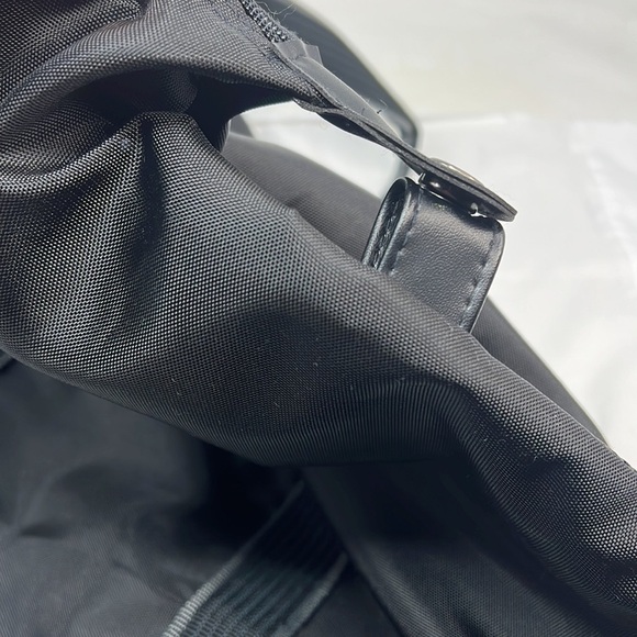 Pierre Cardin Large 25” x 18” Black Ballistic Nylon Zip Travel Duffel Tote Bag - Picture 5 of 6